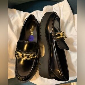 Guess Black 8.5 patent lug Loafers with Gold Chain Accent